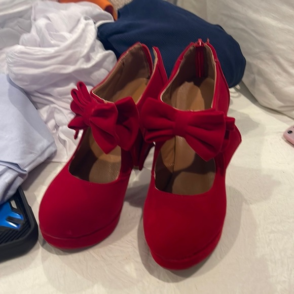 Shoes - Absolute GORGEOUS red “velvet suede” type heeled bootie size 6.5